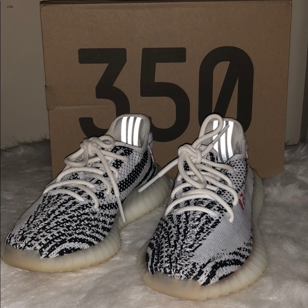 Yeezy Boost 350 V2